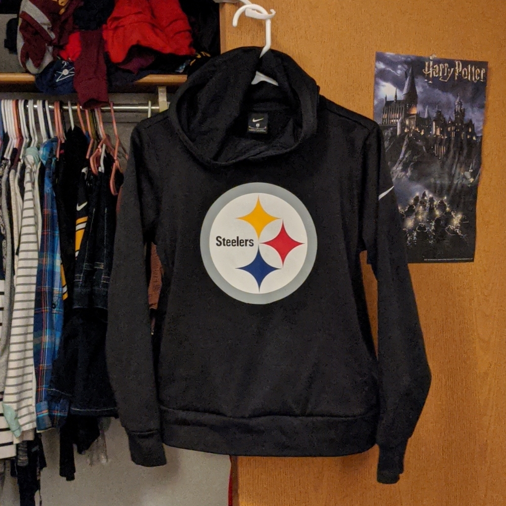 Nike Steelers hoodie size M